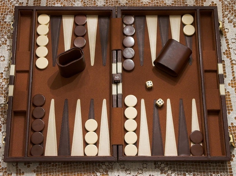 The History Of 3 Of The World's Oldest Board Games
