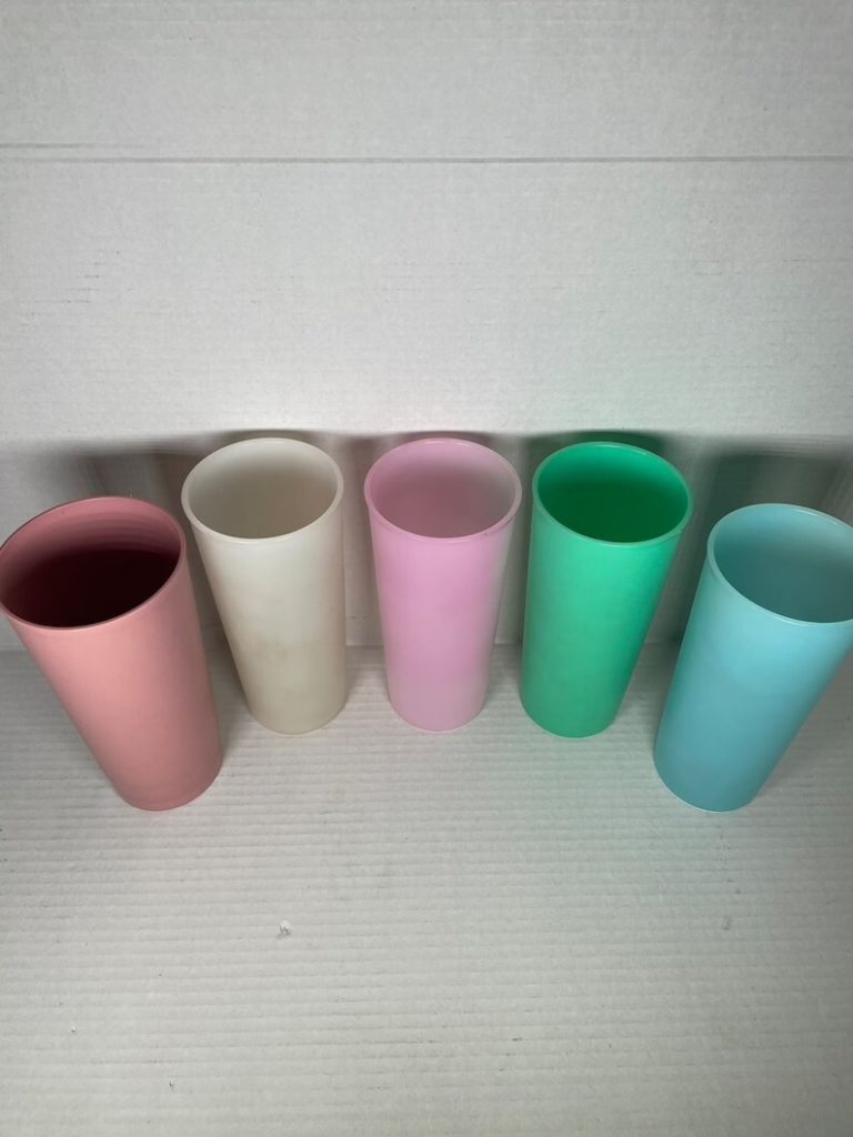 AskTamara: How can I tell if my vintage Tupperware plastic cups