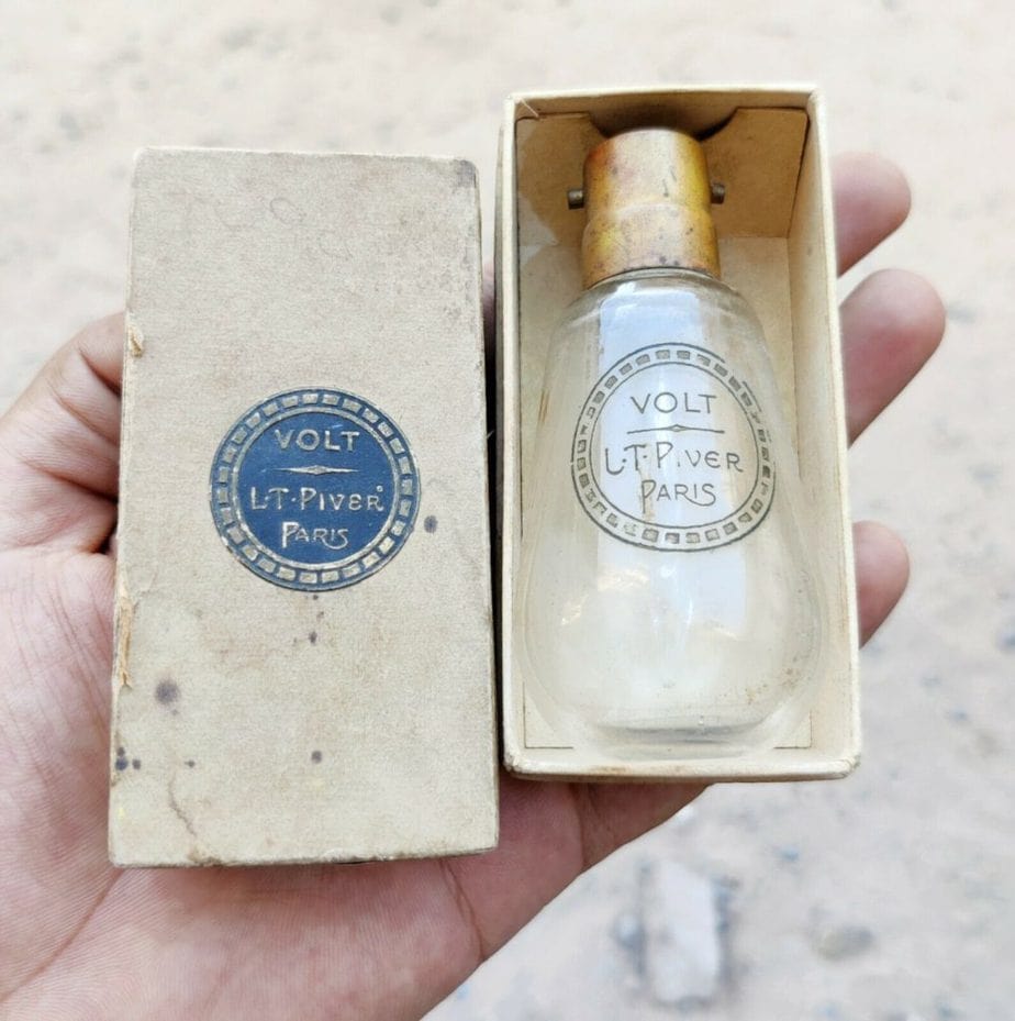 4 Vintage Miniature Sample Perfume Beauty Bottles 