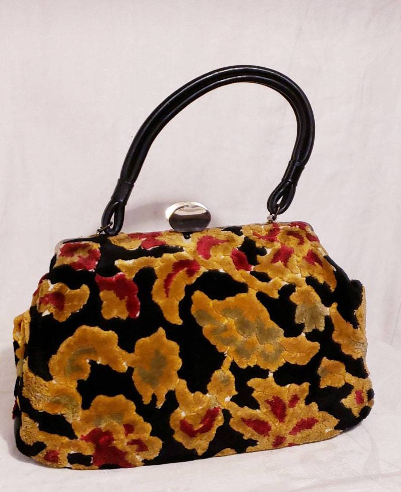 Vintage 60s Tapestry & Wooden Frame Purse Handbag