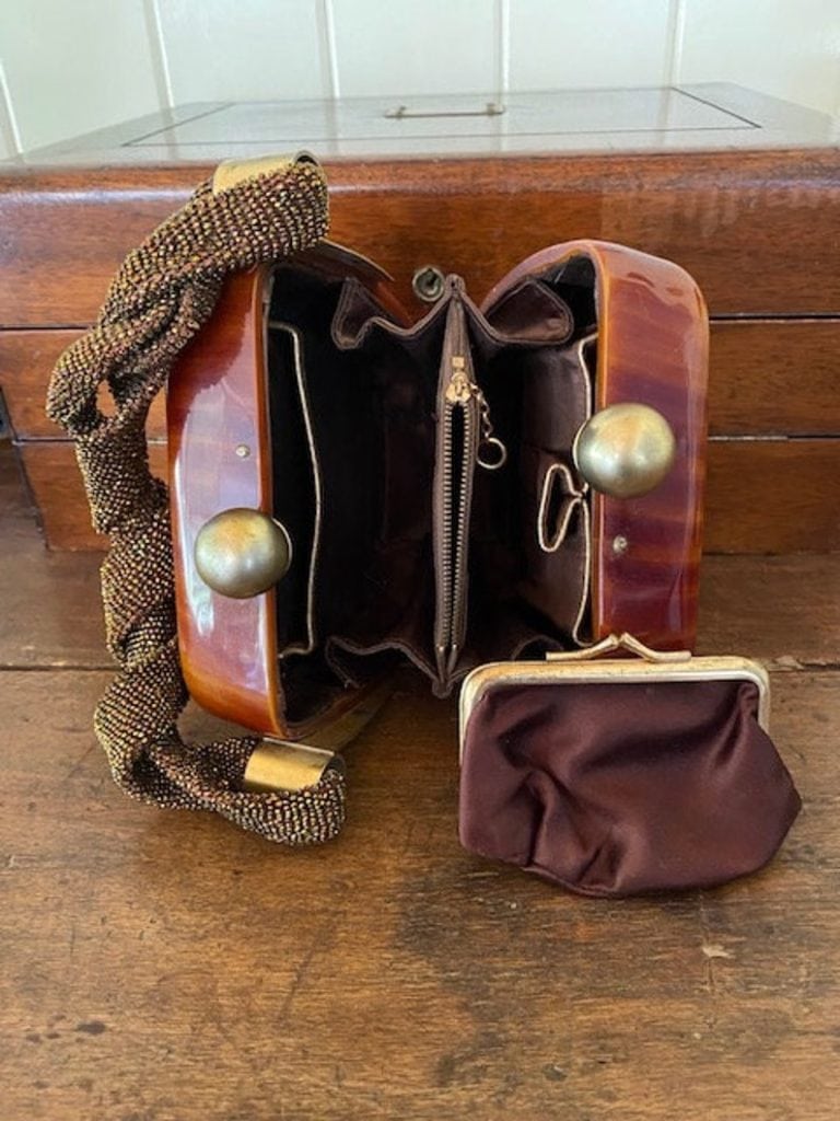 Vintage art deco 1930s brown leather handbag with Bakelite and chrome -  Ruby Lane