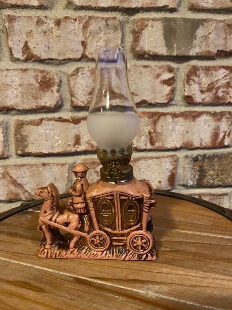 Oil Lamp, Small 4.5 Brass Table Lamp with Handle and Flame